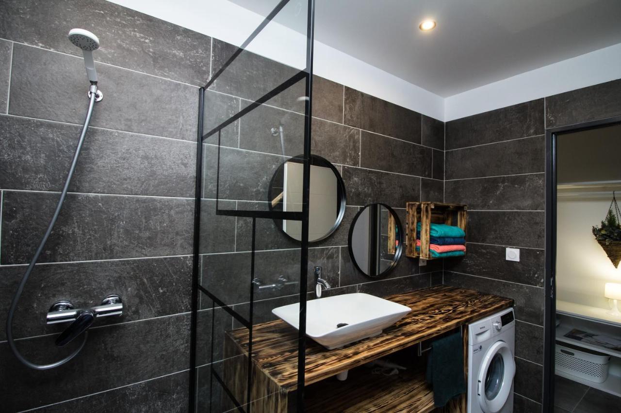 ** Au Canal Du Midi - Jaccuzzi & Luxueux Appartements ** Carcassonne Exterior foto