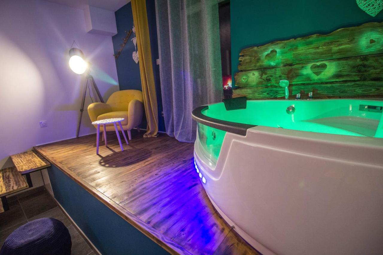 ** Au Canal Du Midi - Jaccuzzi & Luxueux Appartements ** Carcassonne Exterior foto